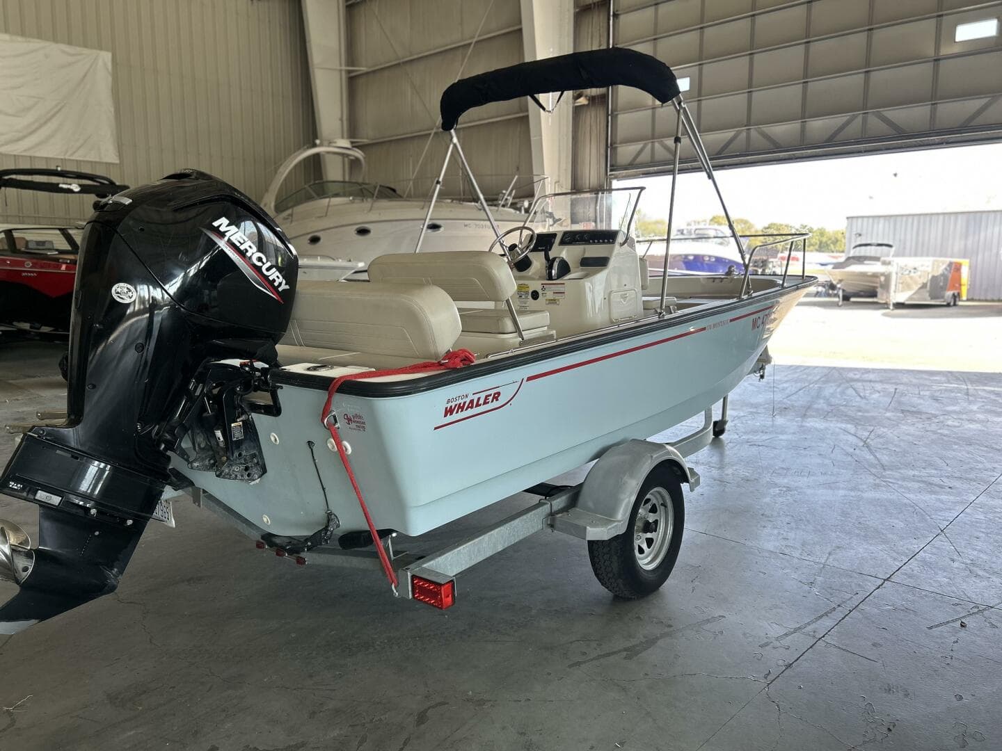 2020 Boston Whaler — photo 4