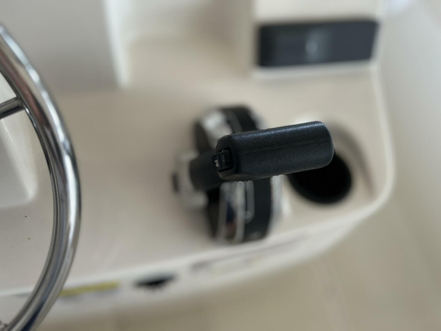 2020 Boston Whaler — photo 14