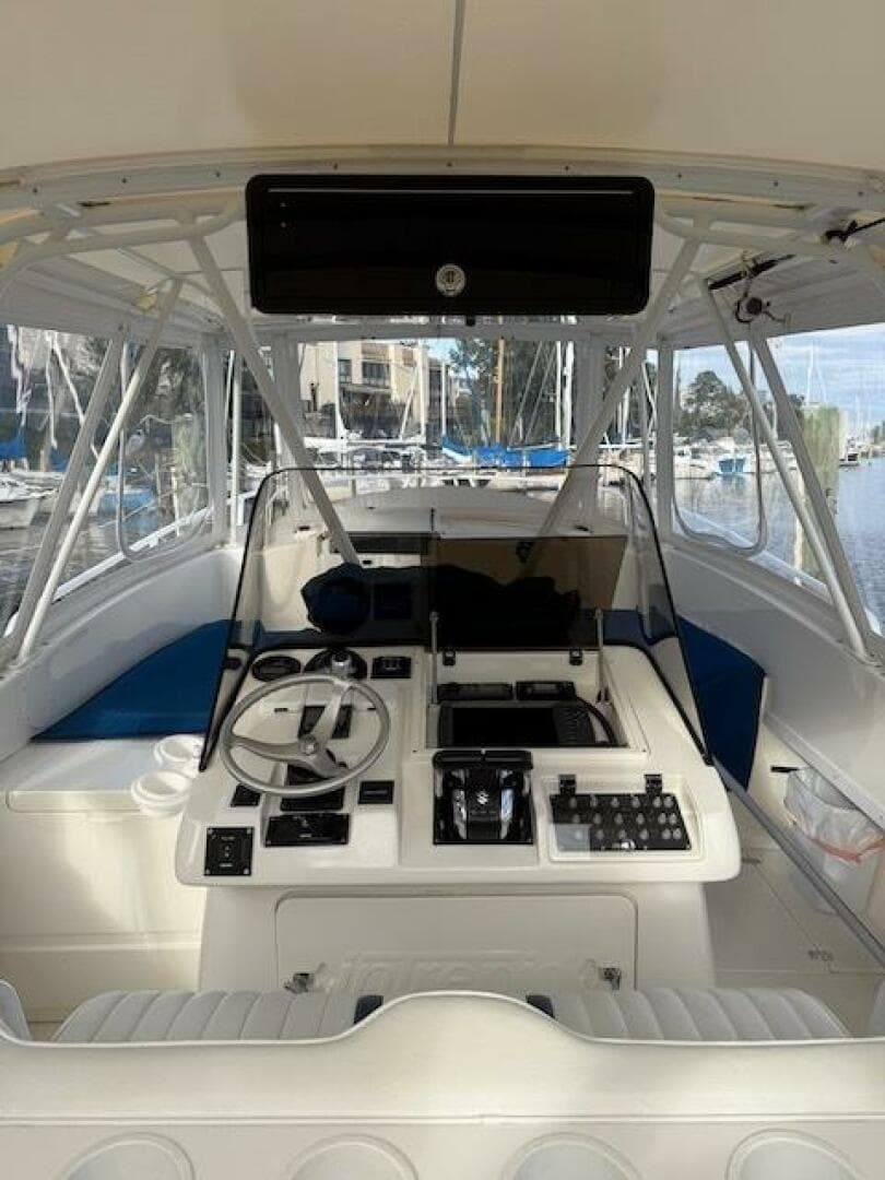 2000 Intrepid 356 Cuddy — photo 9