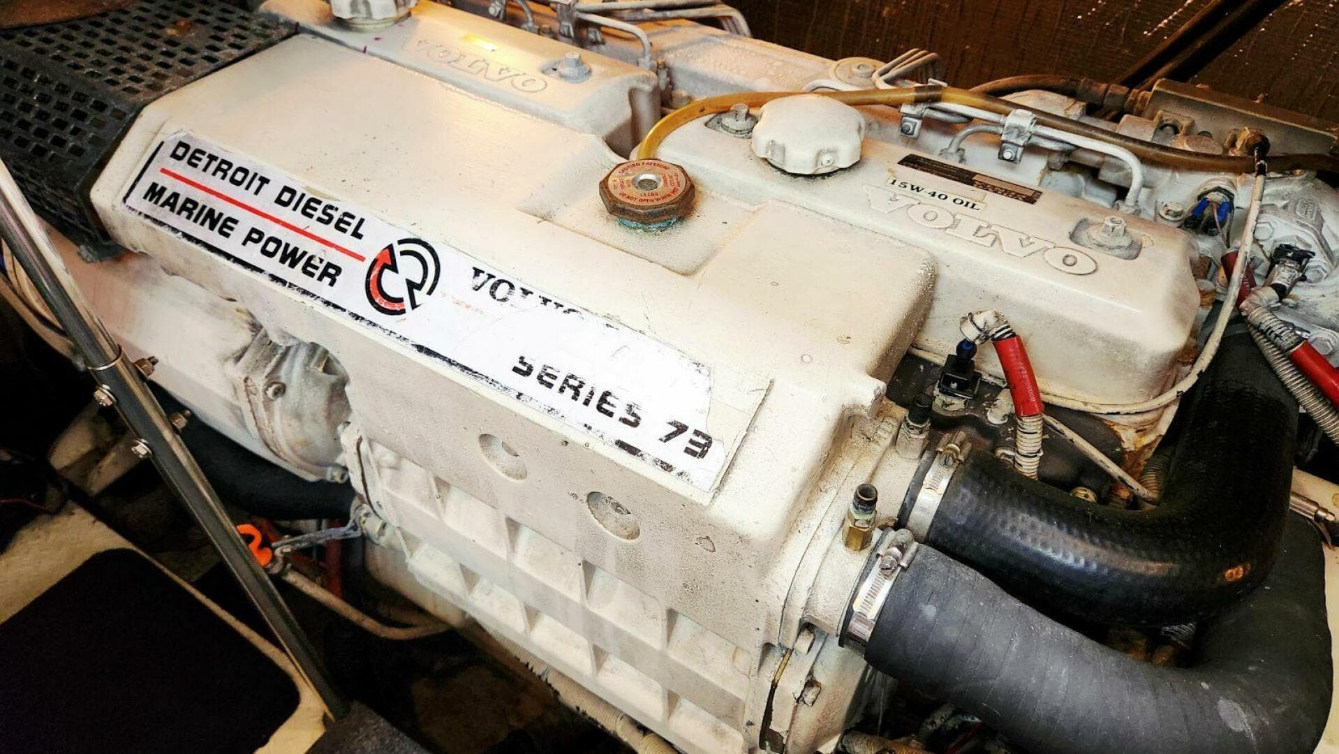 2000 Cruisers Yachts 4450 Express — photo 63