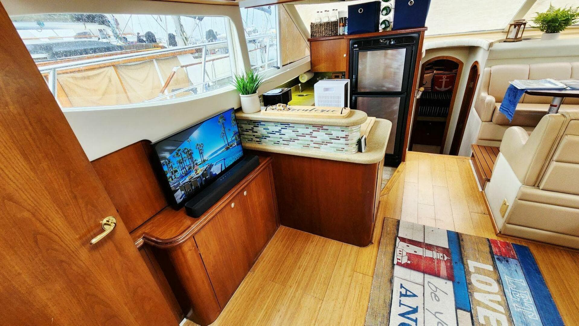 2000 Cruisers Yachts 4450 Express — photo 29