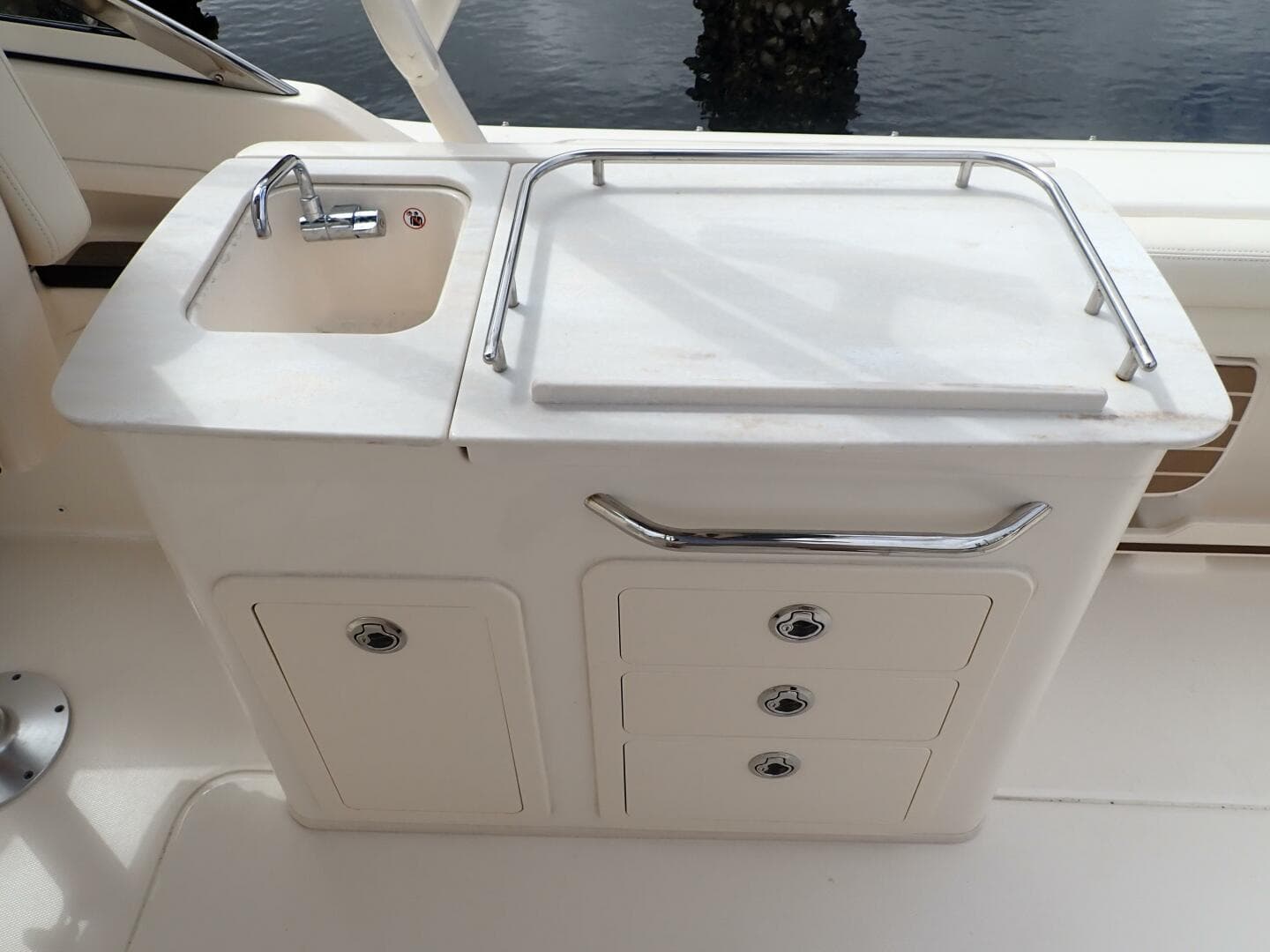 2021 Grady-White 275 — photo 14