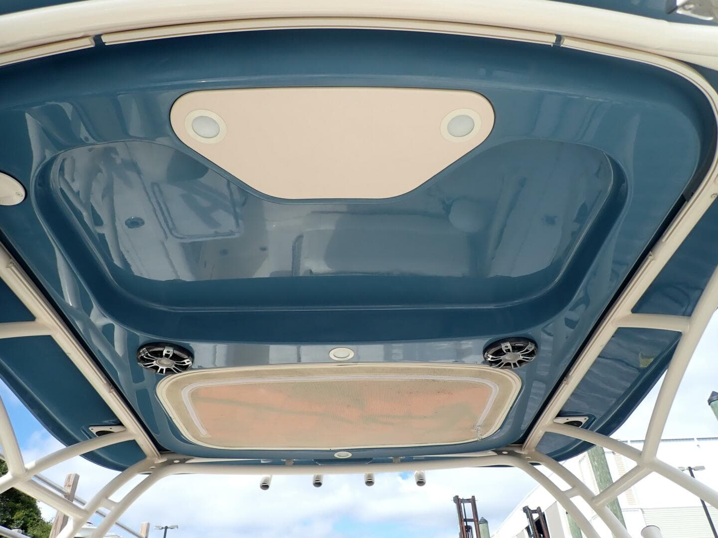 2021 Grady-White 275 — photo 41