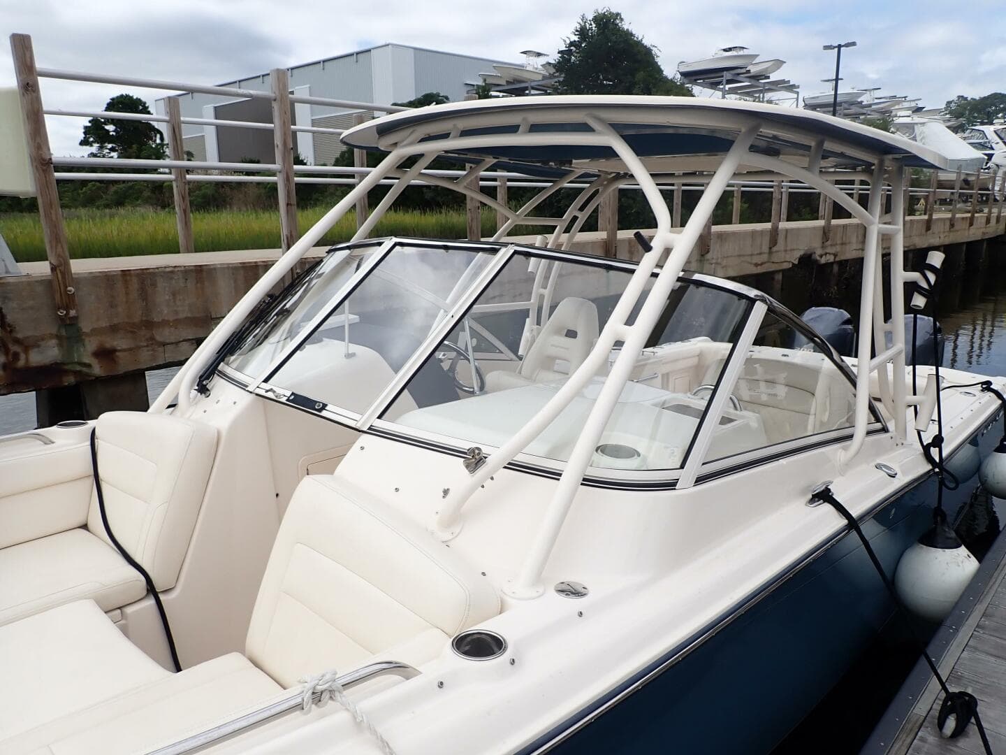 2021 Grady-White 275 — photo 5