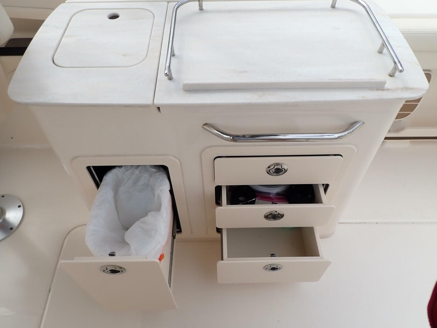 2021 Grady-White 275 — photo 15