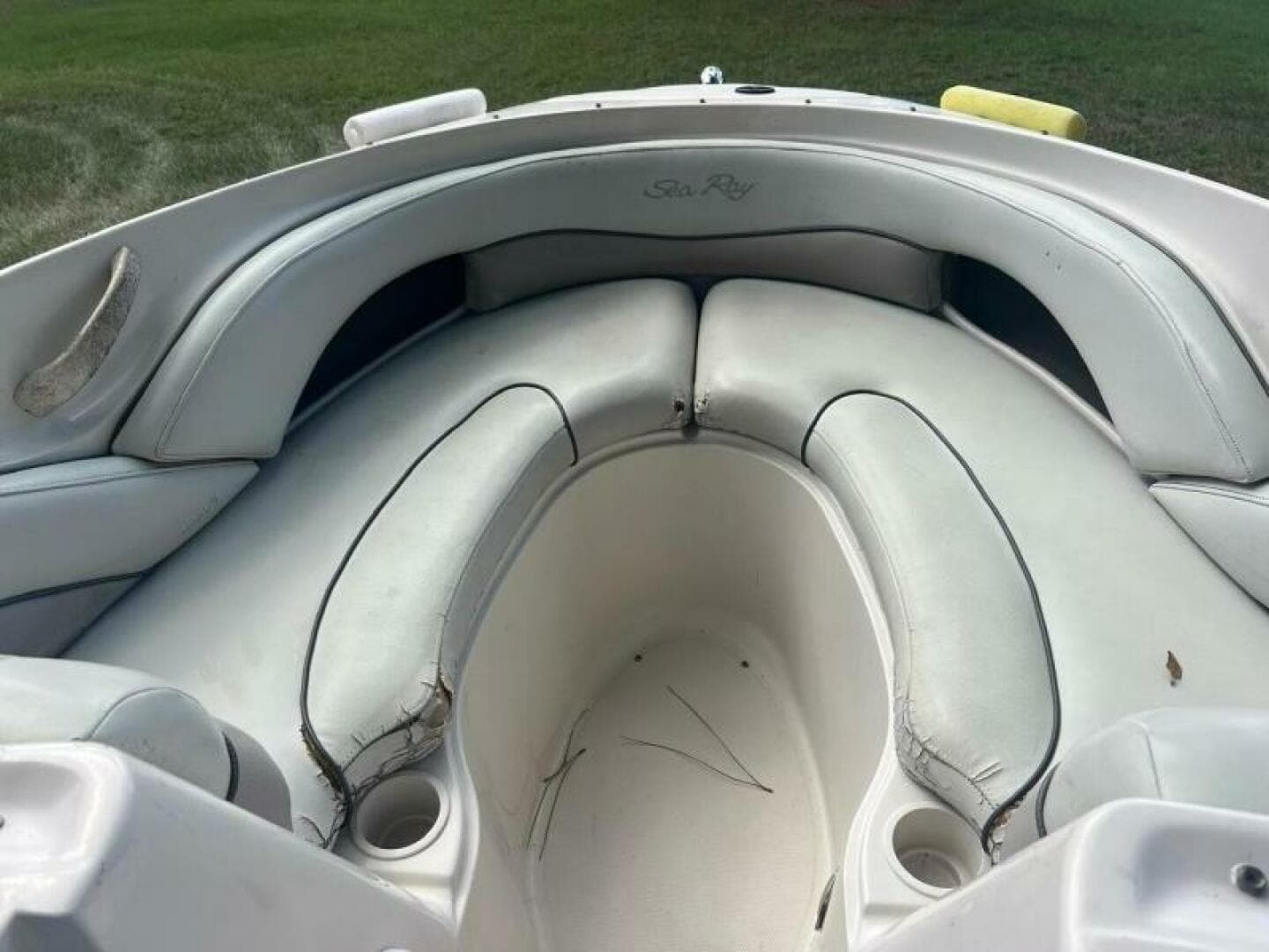 2003 Sea Ray 220 Bow Rider — photo 18