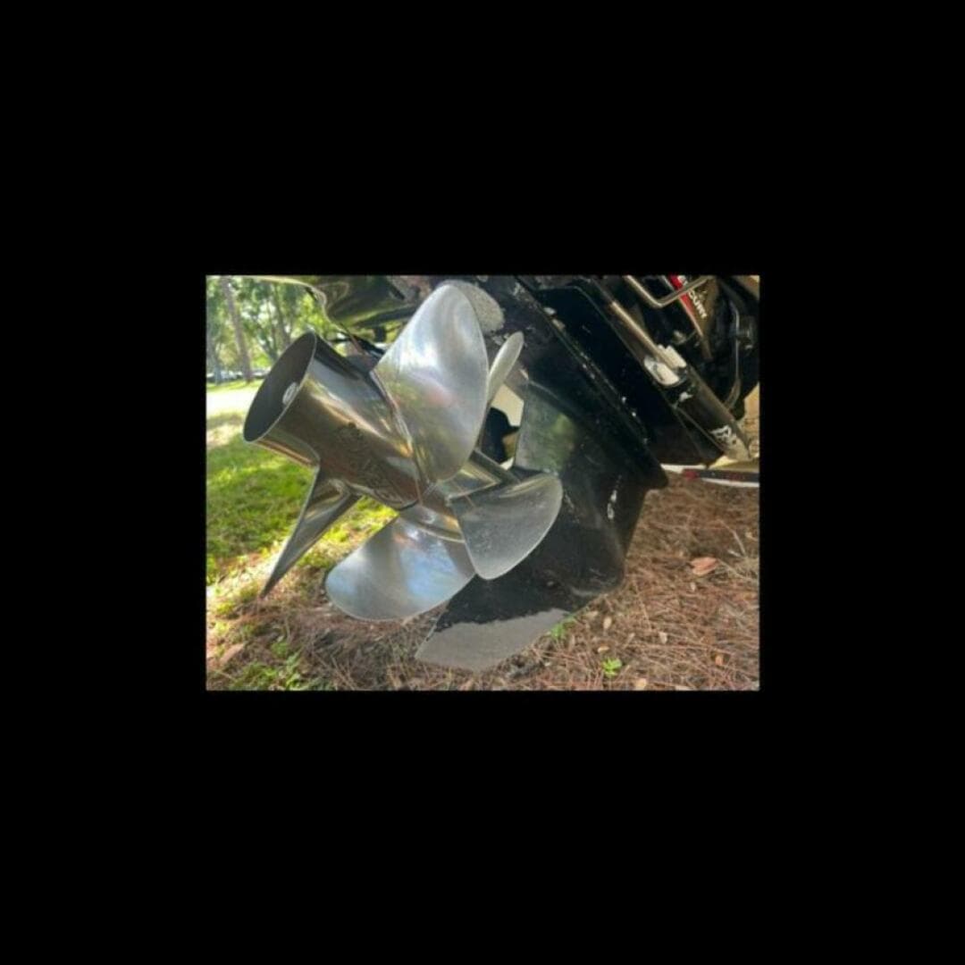 2003 Sea Ray 220 Bow Rider — photo 23