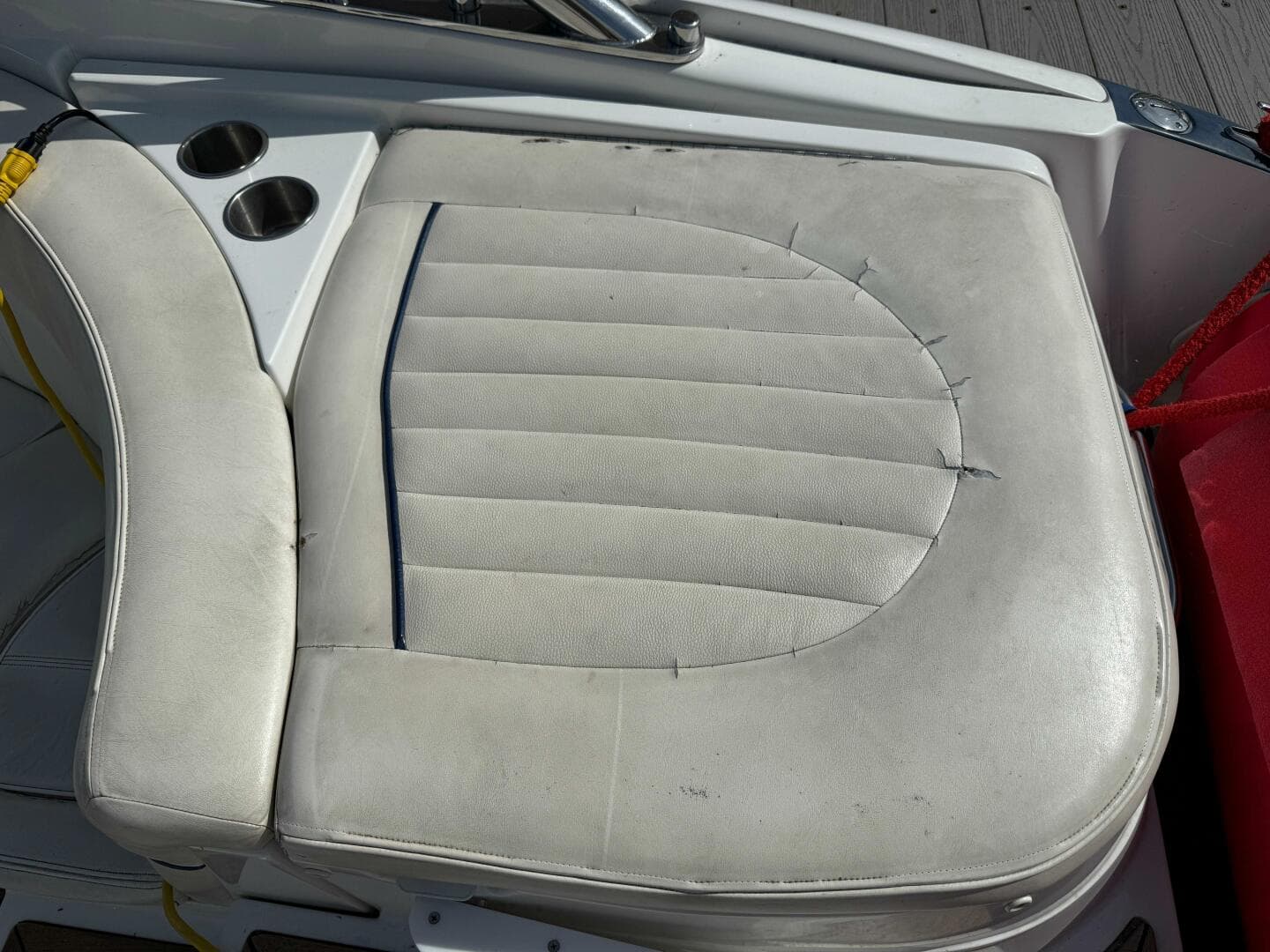 2006 Cobalt 282 — photo 17