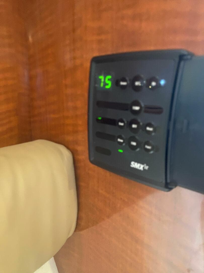 2003 Sea Ray 340 Sundancer — photo 28