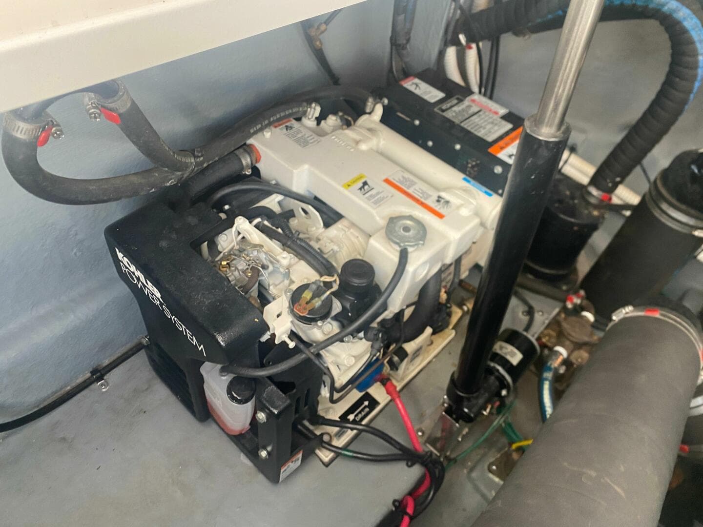 2003 Sea Ray 340 Sundancer — photo 40