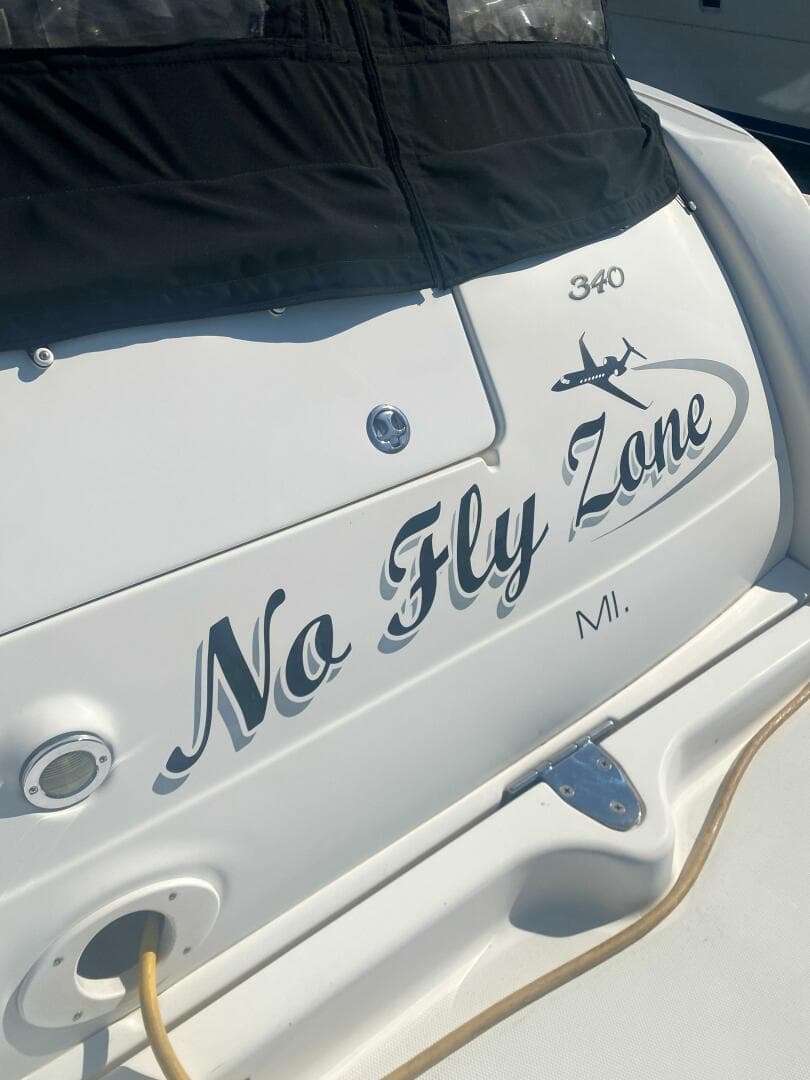 2003 Sea Ray 340 Sundancer — photo 12