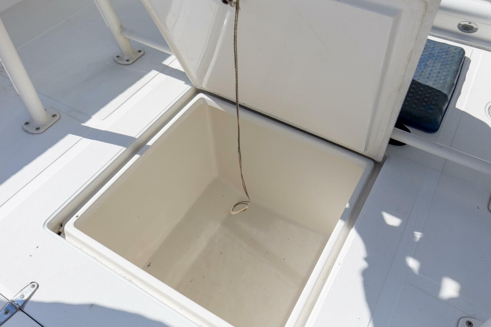 2003 Jupiter 31 Open — photo 11