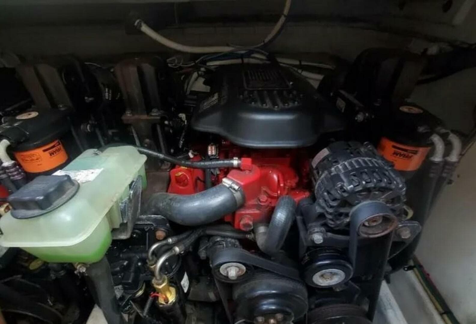 2007 Cruisers Yachts 310 Express — photo 19