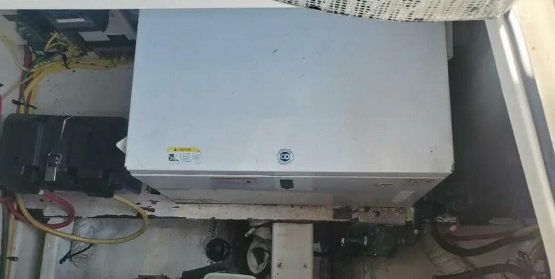 2007 Cruisers Yachts 310 Express — photo 15