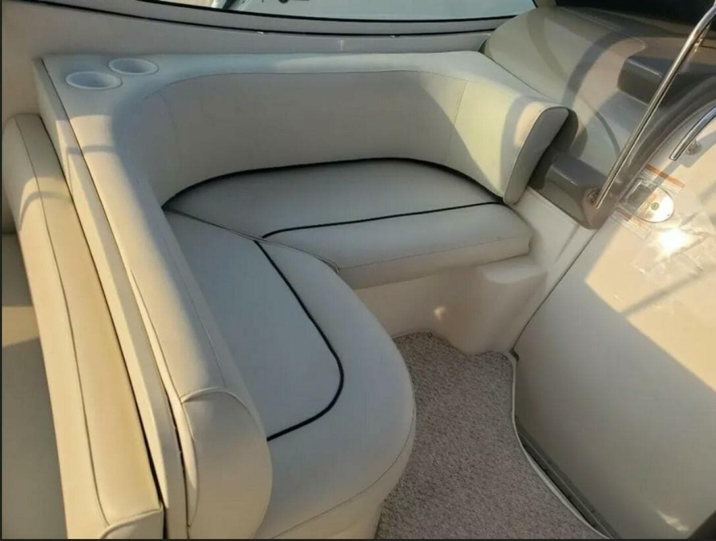 2007 Cruisers Yachts 310 Express — photo 7