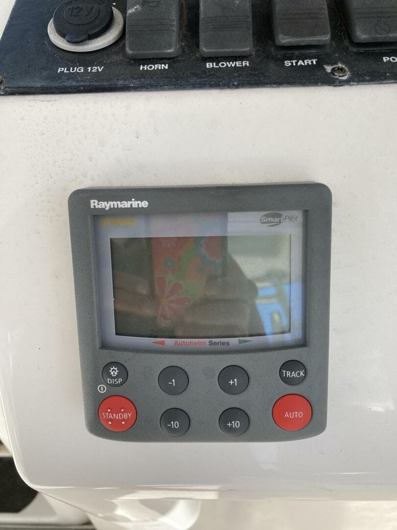 2006 Luhrs 280 Express Open — photo 32