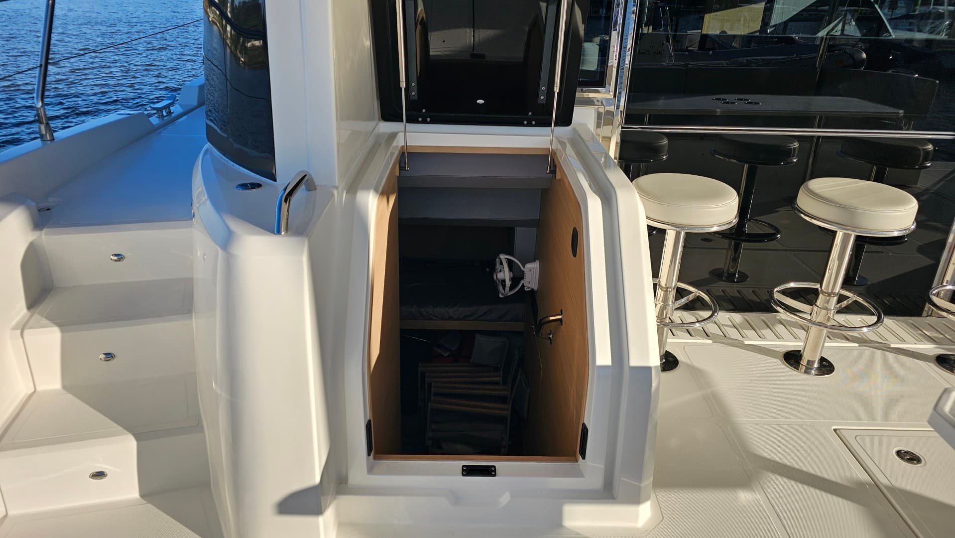 2023 Aquila 54 Yacht — photo 19