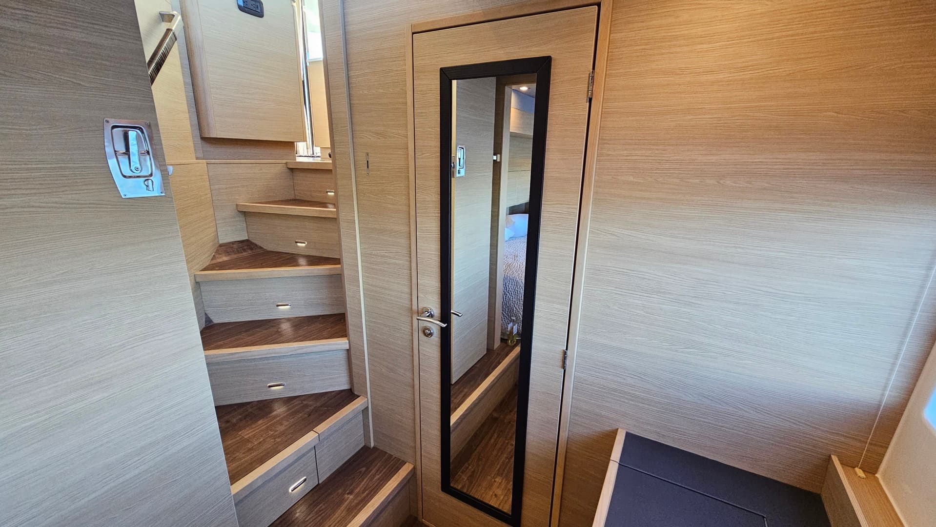 2023 Aquila 54 Yacht — photo 41