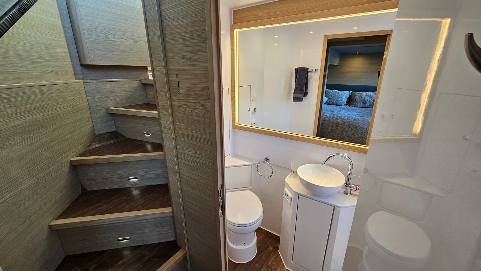 2023 Aquila 54 Yacht — photo 40