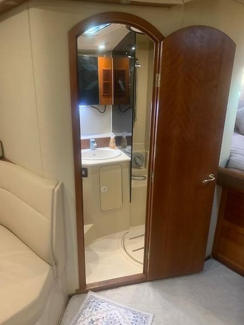 2006 Rampage 38 Express — photo 33