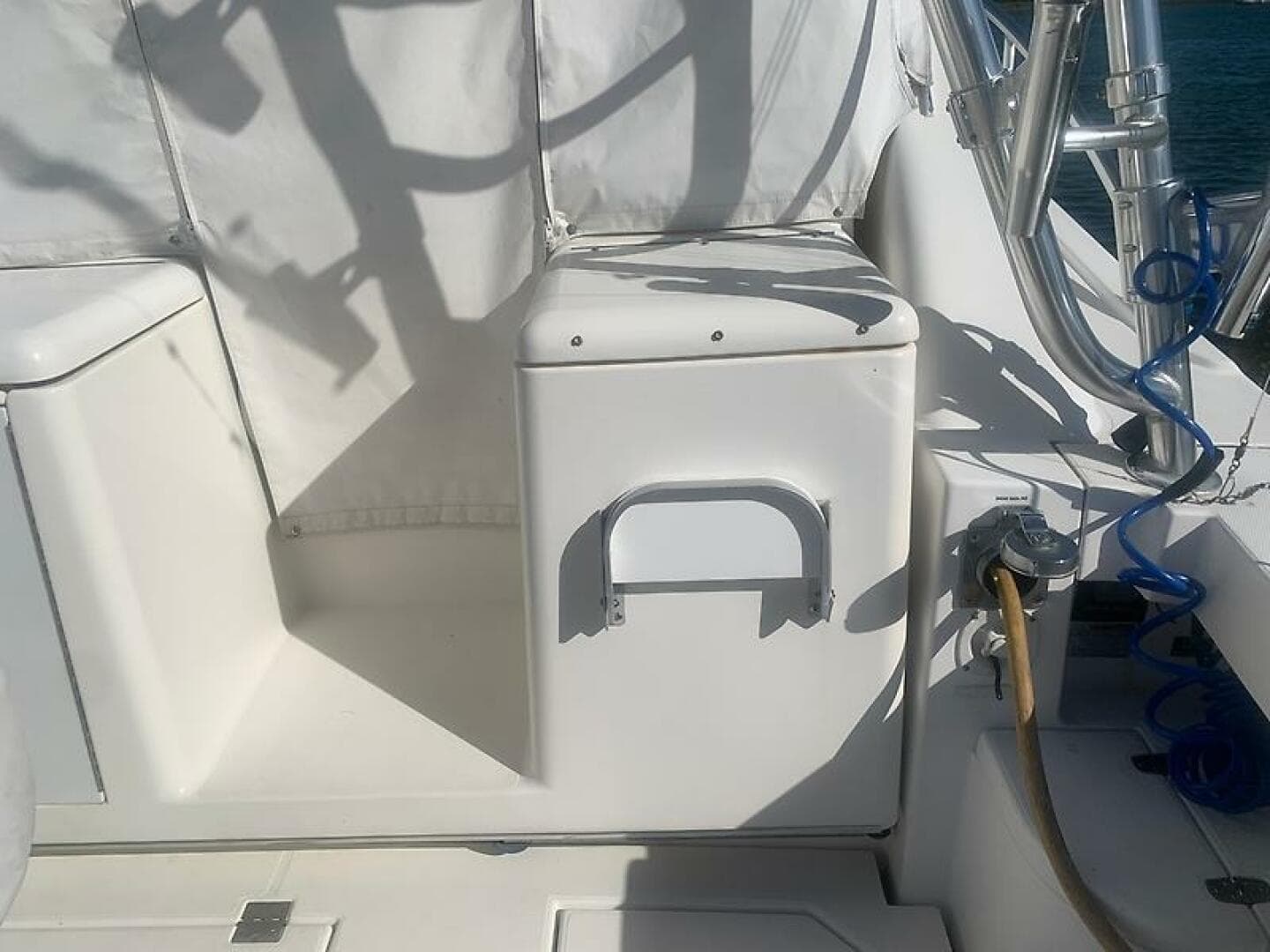 2006 Rampage 38 Express — photo 8