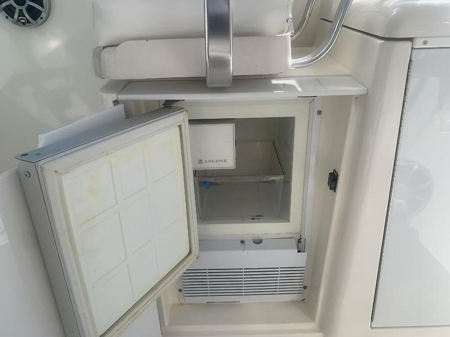 2006 Rampage 38 Express — photo 24