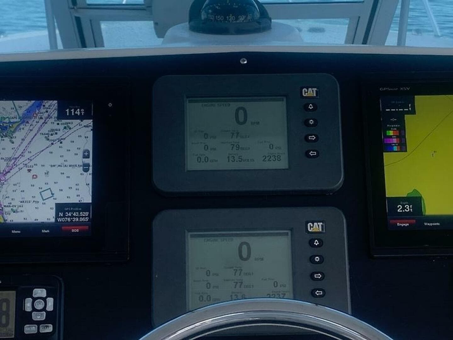 2006 Rampage 38 Express — photo 17