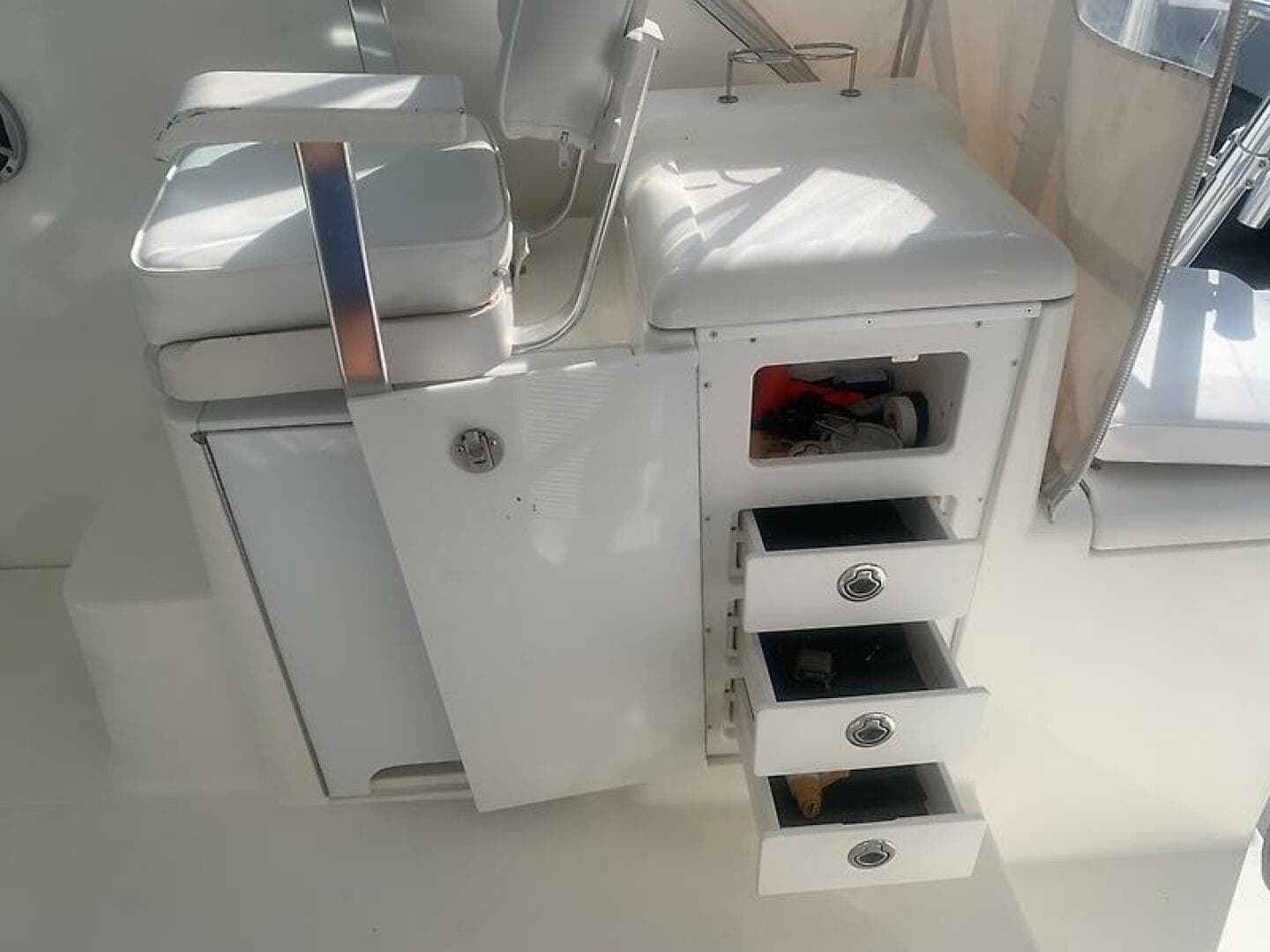 2006 Rampage 38 Express — photo 23