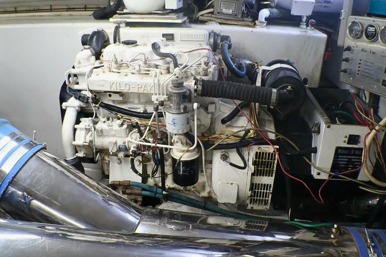 2001 Donzi 73 Sport Yacht — photo 75