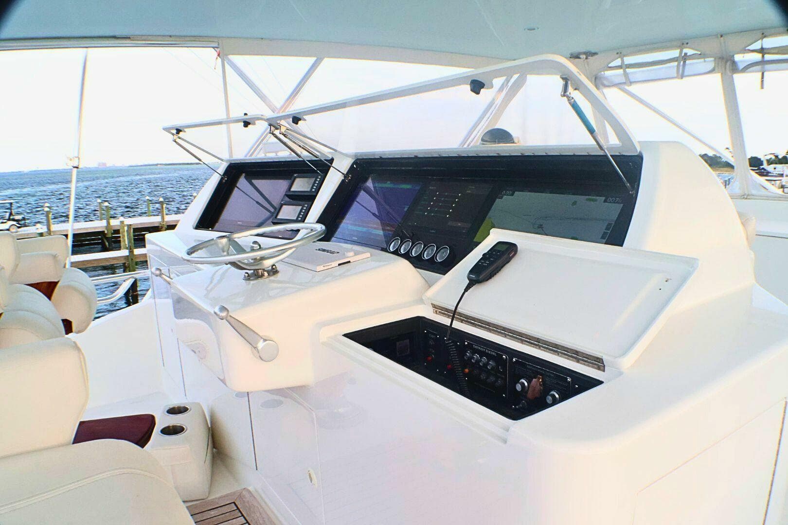2001 Donzi 73 Sport Yacht — photo 50