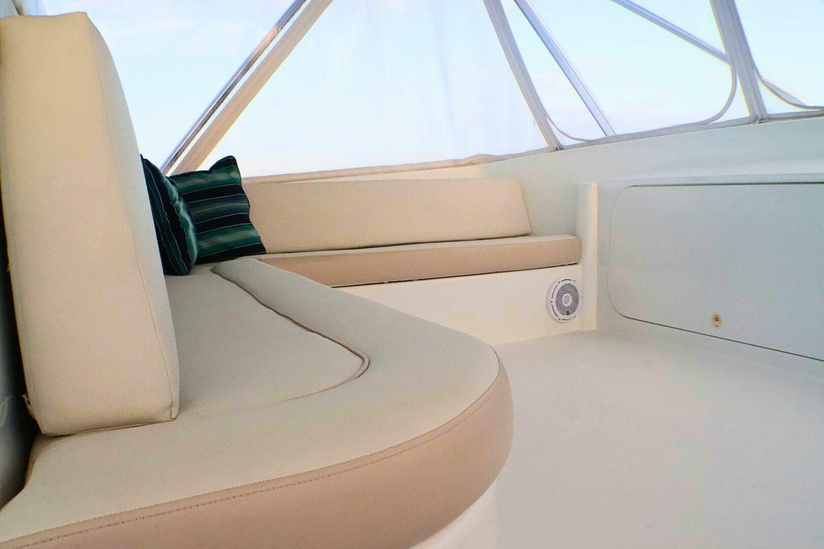 2001 Donzi 73 Sport Yacht — photo 57