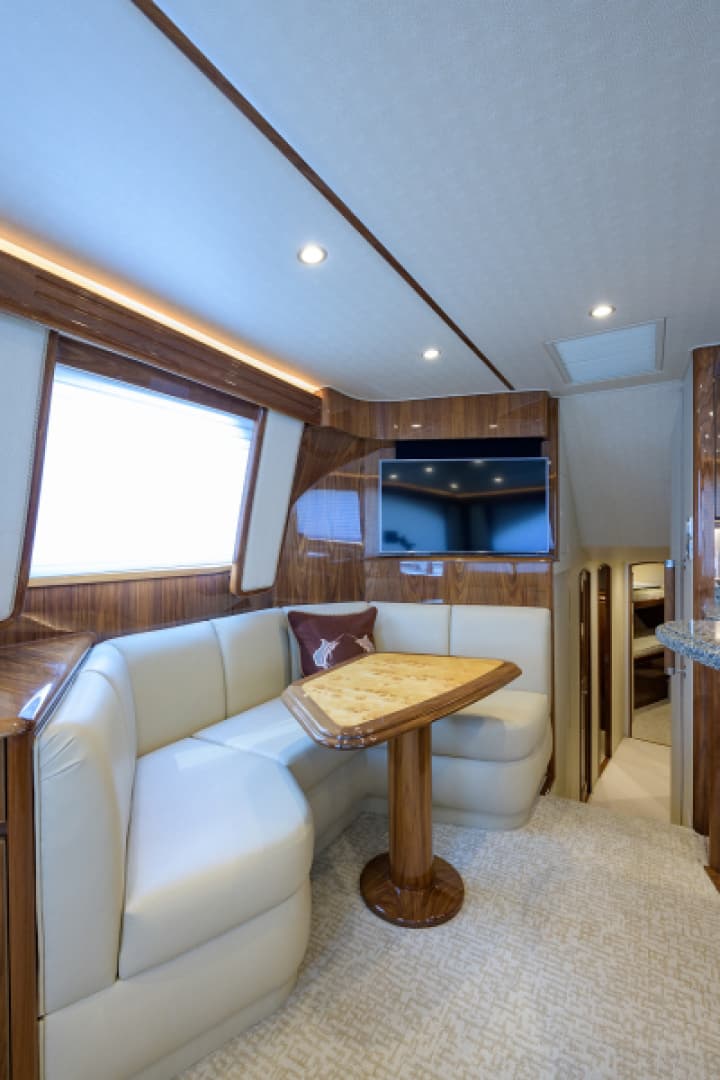 2017 Viking 48 Convertible — photo 8