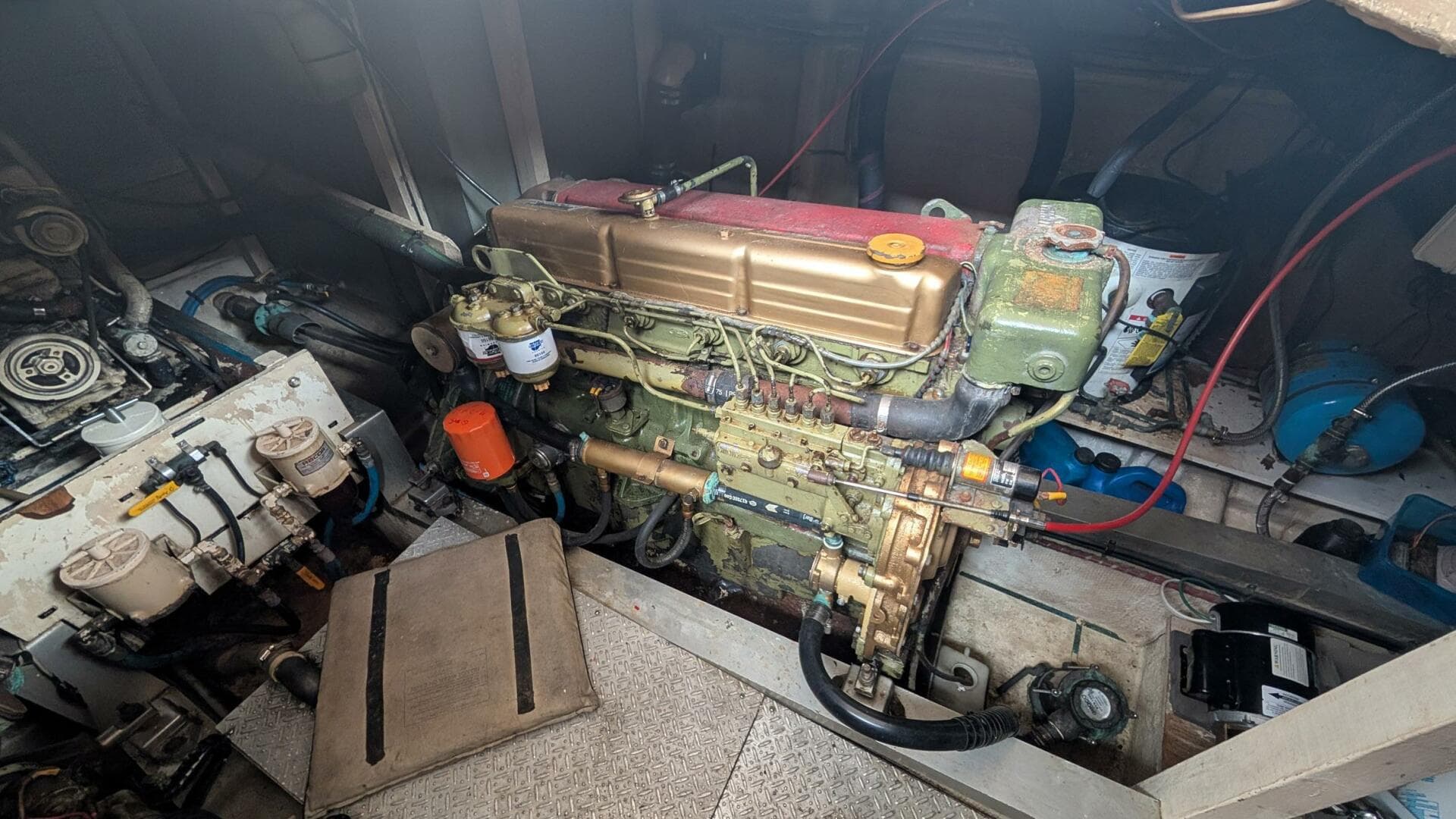 1983 Grand Banks 42 Classic — photo 22