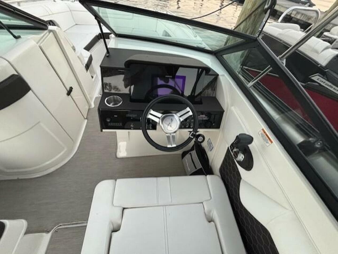 2019 Sea Ray Sdx 270 — photo 10
