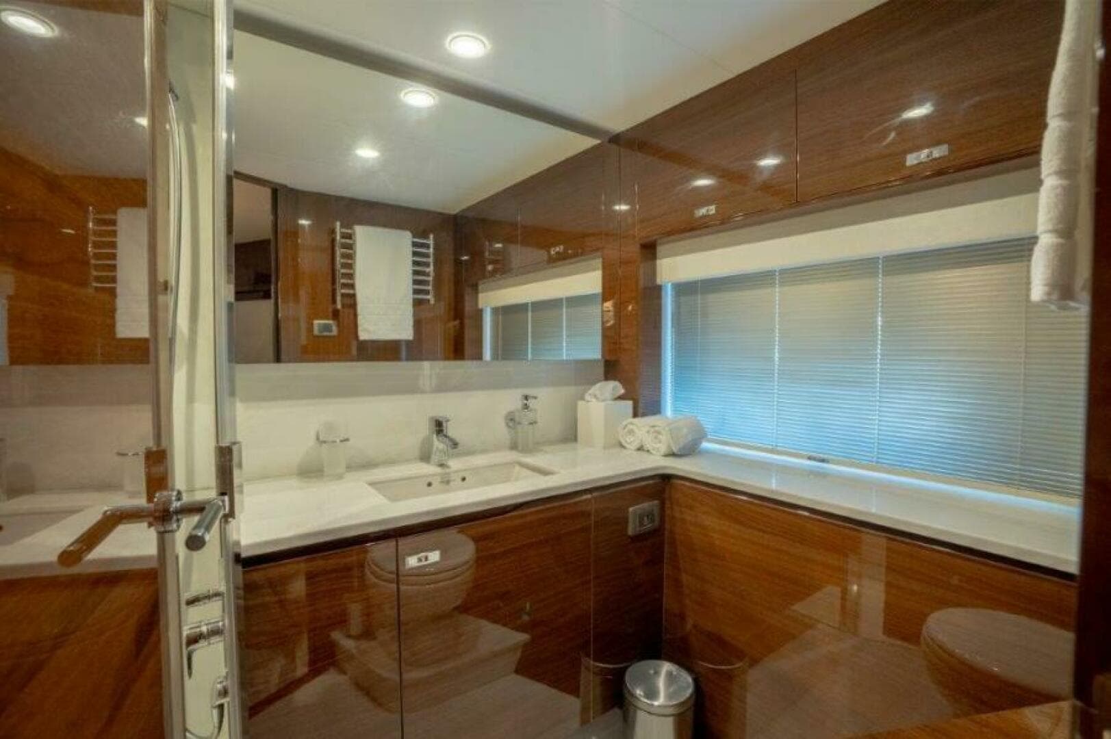 2019 Princess Motor Yacht — photo 20