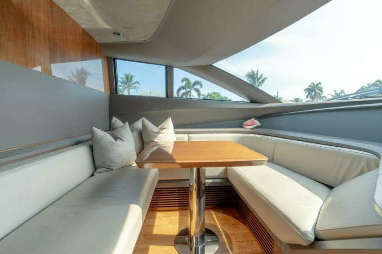2019 Princess Motor Yacht — photo 27