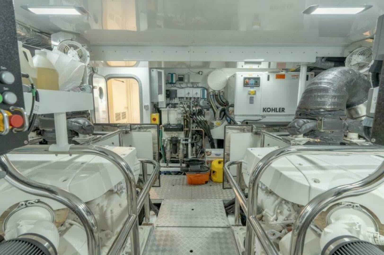 2019 Princess Motor Yacht — photo 45