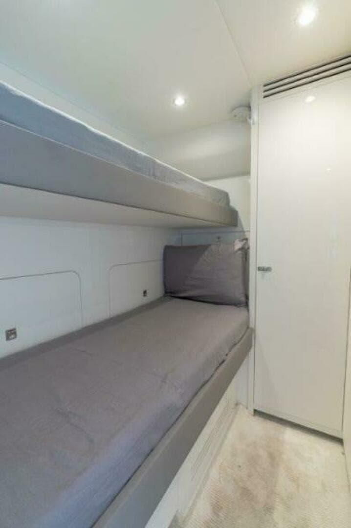 2019 Princess Motor Yacht — photo 22