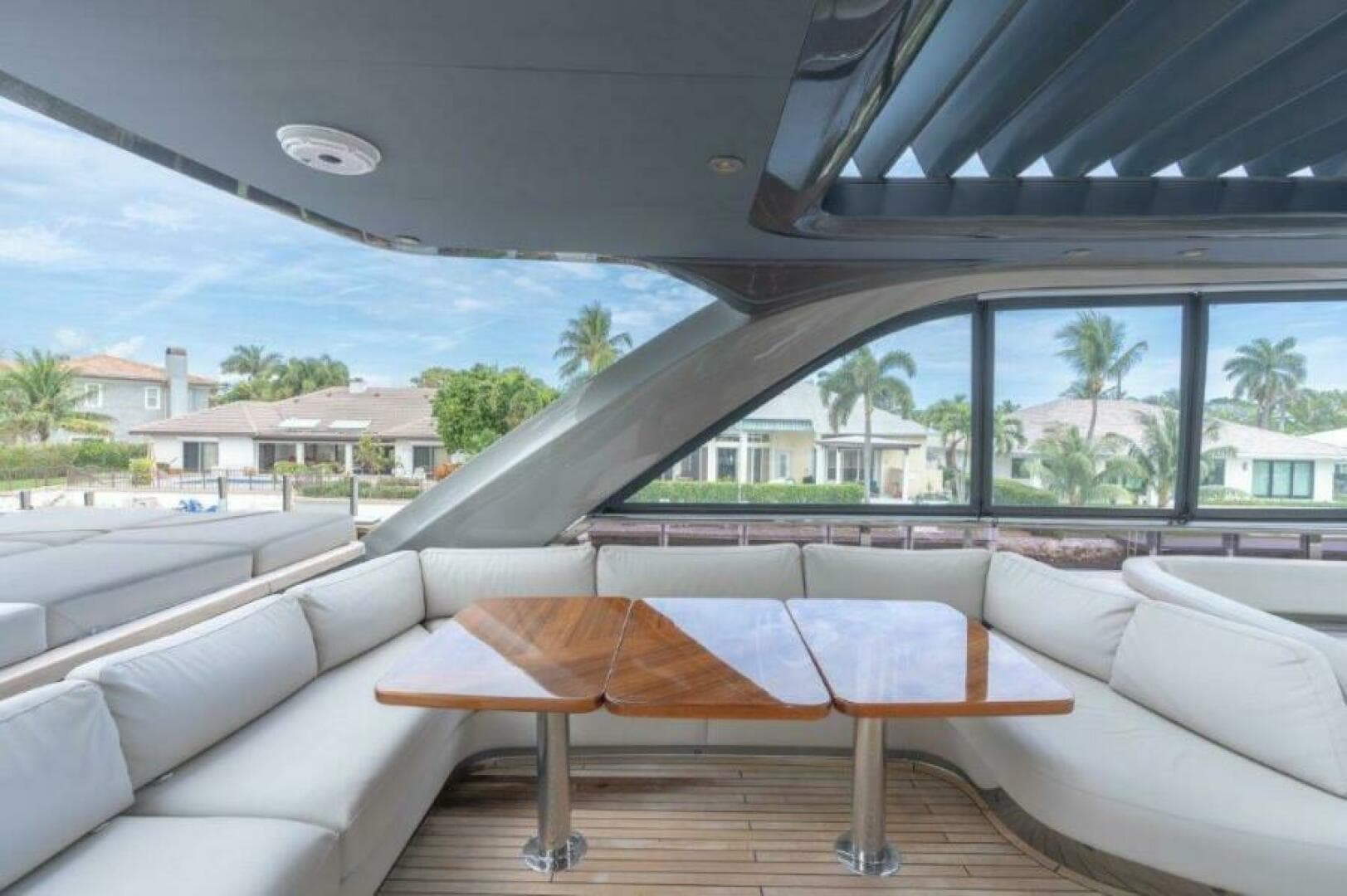 2019 Princess Motor Yacht — photo 37