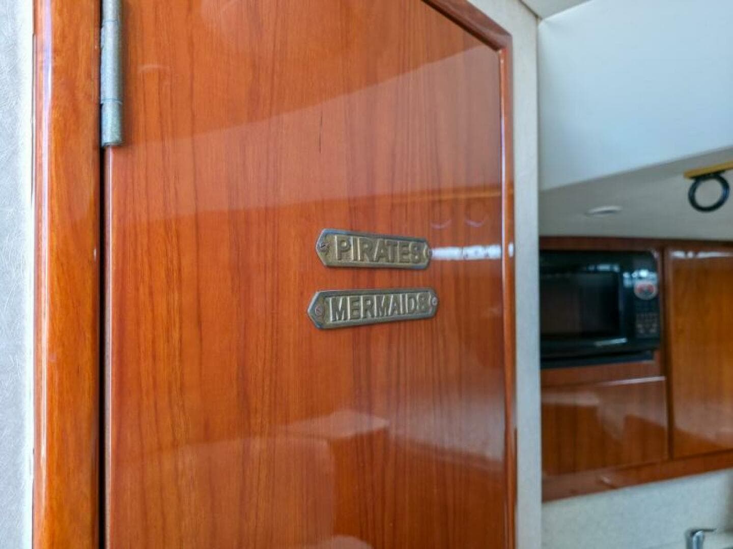 2005 Buddy Davis 35 Express — photo 39