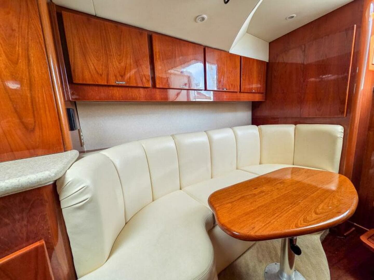 2005 Buddy Davis 35 Express — photo 29