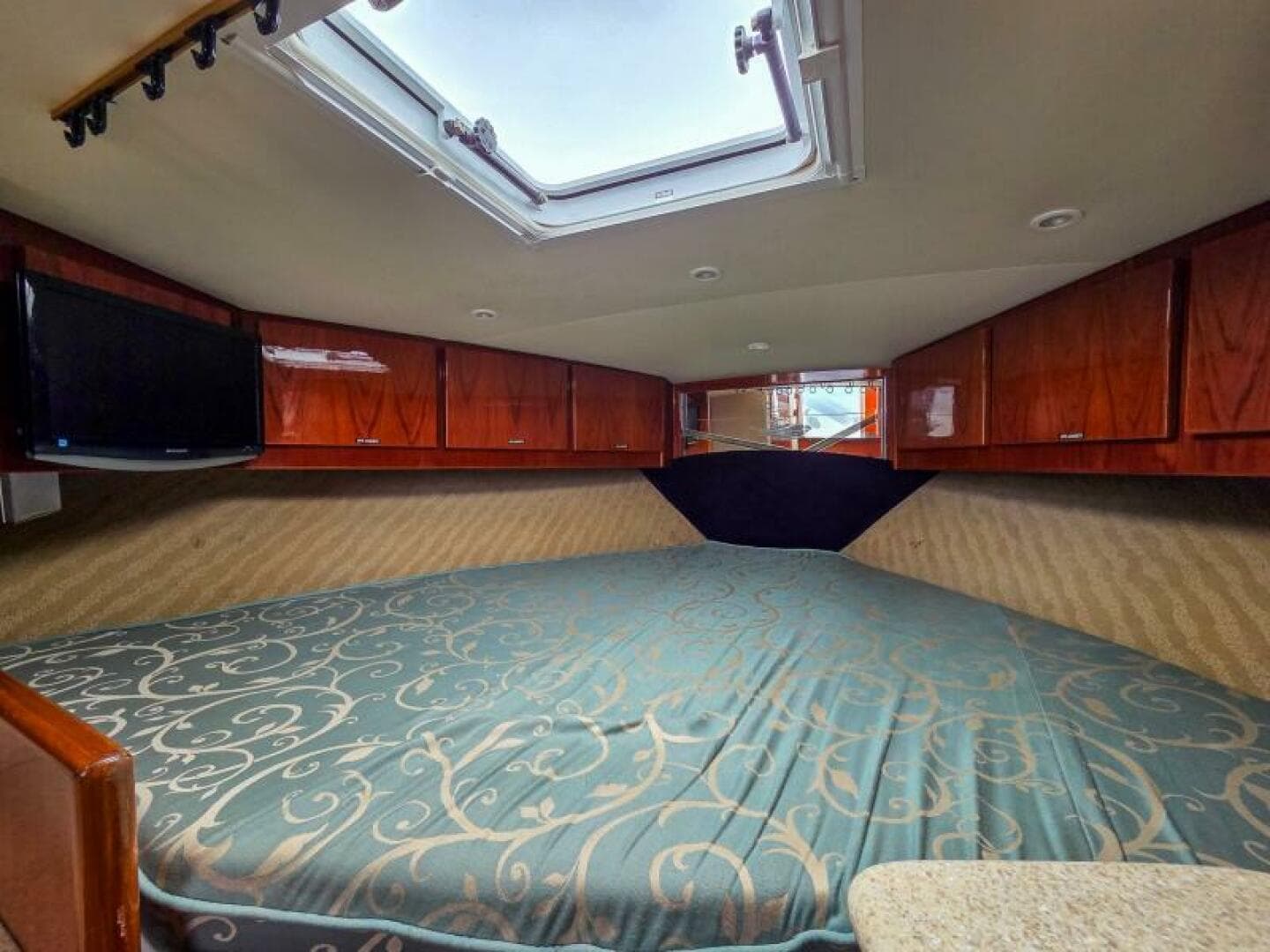 2005 Buddy Davis 35 Express — photo 35