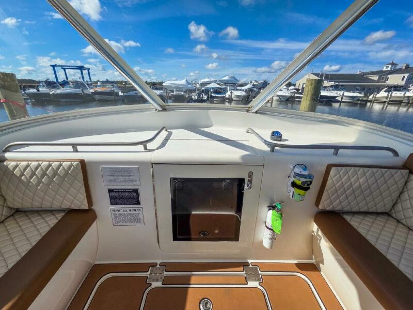 2005 Buddy Davis 35 Express — photo 23