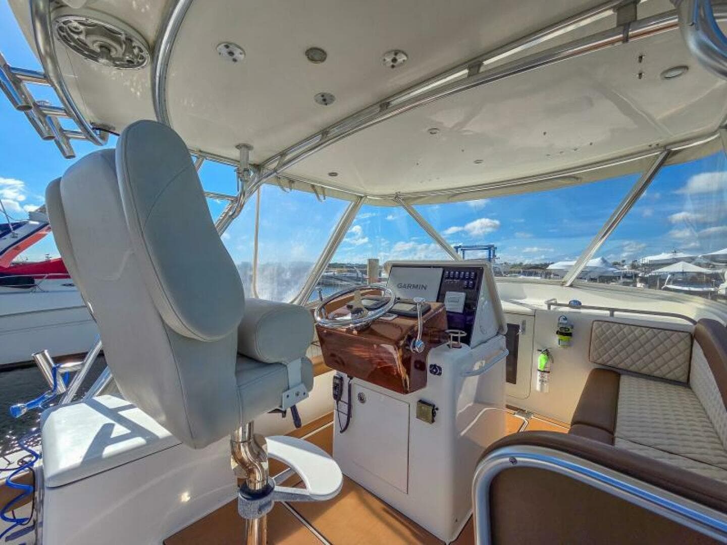 2005 Buddy Davis 35 Express — photo 18