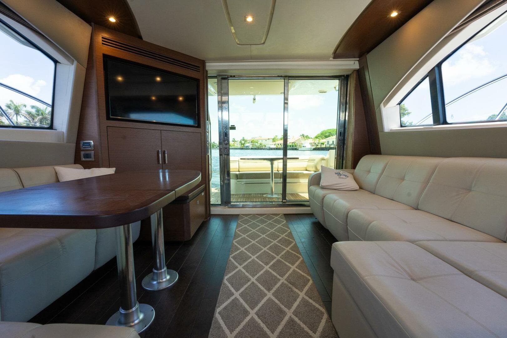 2016 Sea Ray 510 Fly — photo 16