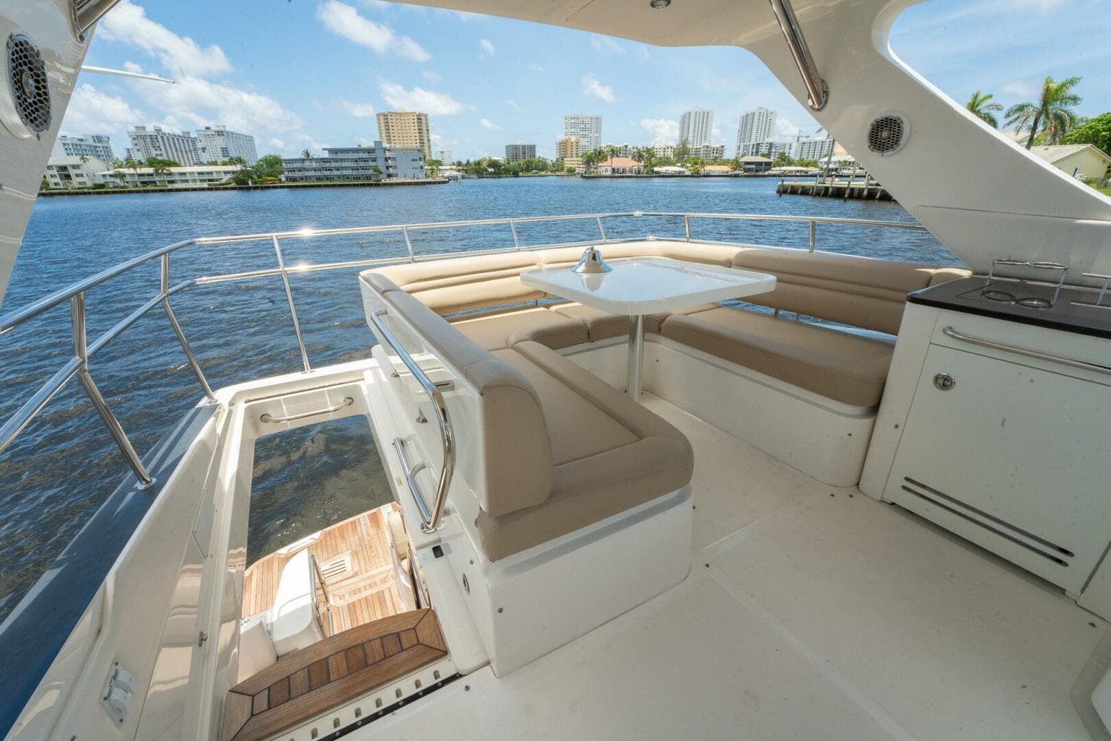 2016 Sea Ray 510 Fly — photo 35