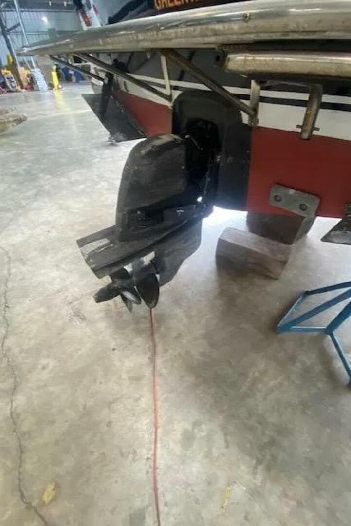 2009 Hunt Yachts — photo 13