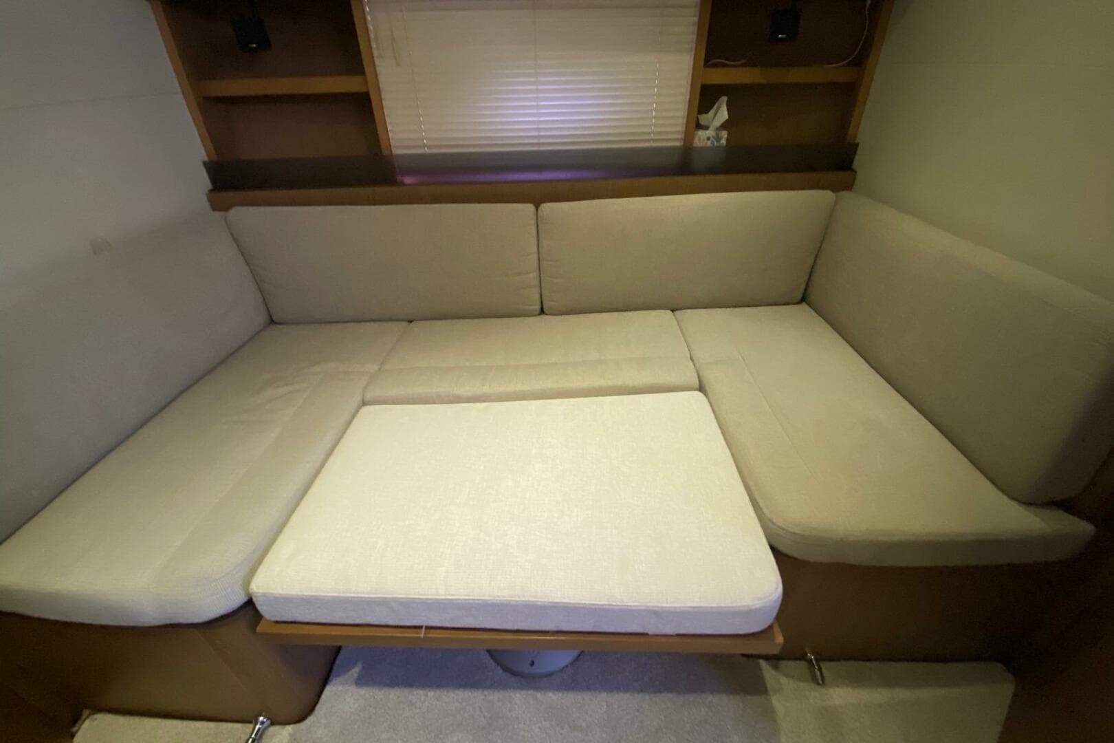 2014 Beneteau Gran Turismo 44 — photo 39