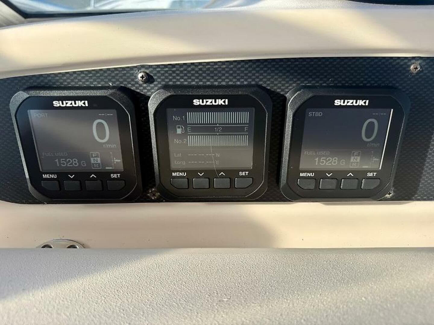 2007 Grady-White 305 Express — photo 11