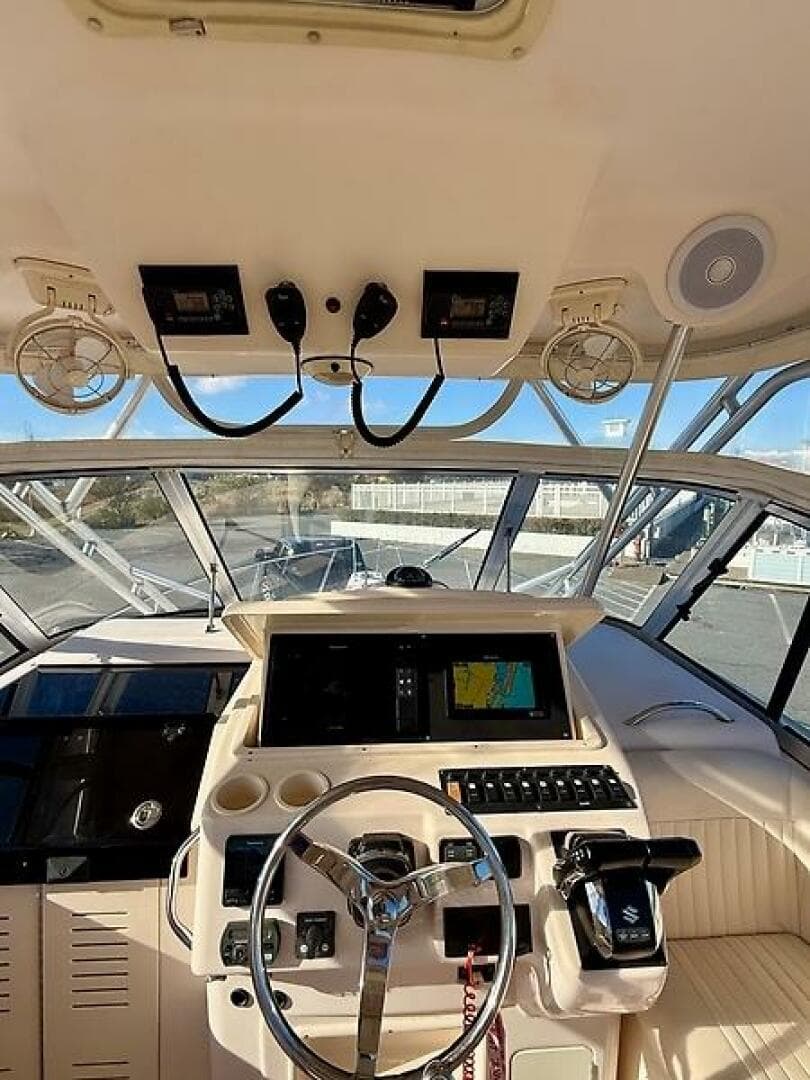 2007 Grady-White 305 Express — photo 10